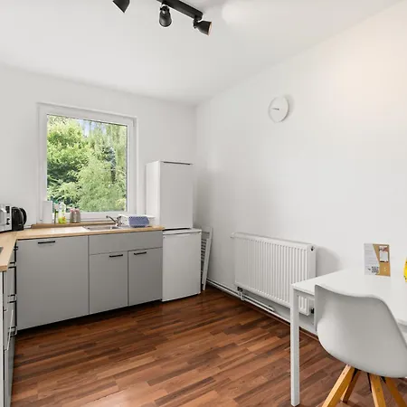 Διαμέρισμα Lofts - Praktische Monteurwohnung Fuer 3 - Naehe Klinikum, Uni, Industriepark Mittelfeld Κάσελ